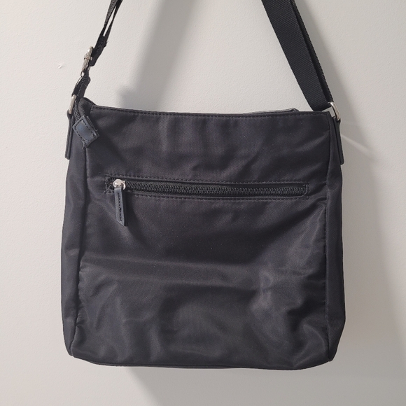 Roots black shoulder bag purse Style R5876 - Picture 5 of 14